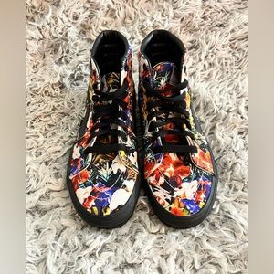 Vans Skateboard Shoe Hi Cuban Floral Men’s 7.5, Women’s 9 Shoes, black outsole